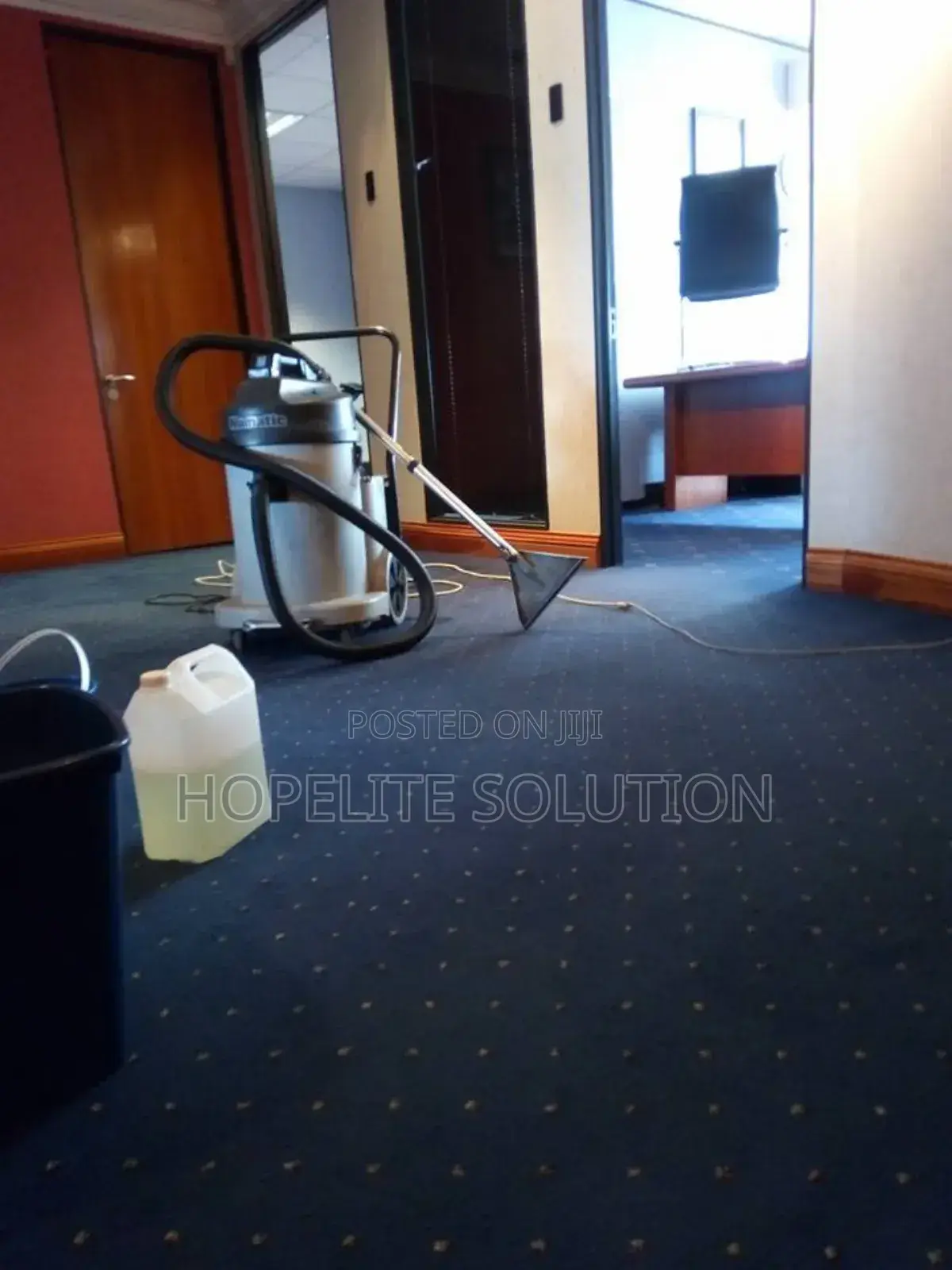 Wall to Wall Carpet Cleaning and Installation
