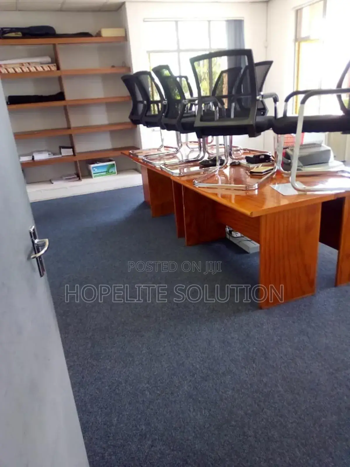 Office Carpet Cleaning and Vacuuming