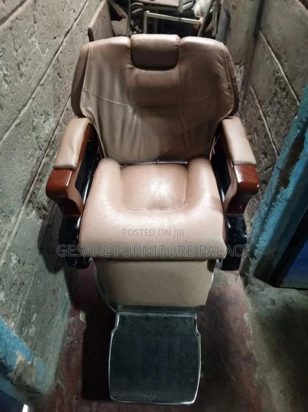 Executive Barber/ Kinyozi Chair - main view