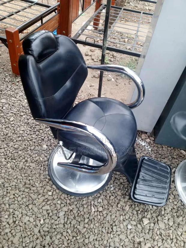 Styling Barber / Kinyozi / Saloon Chair - thumbnail 2