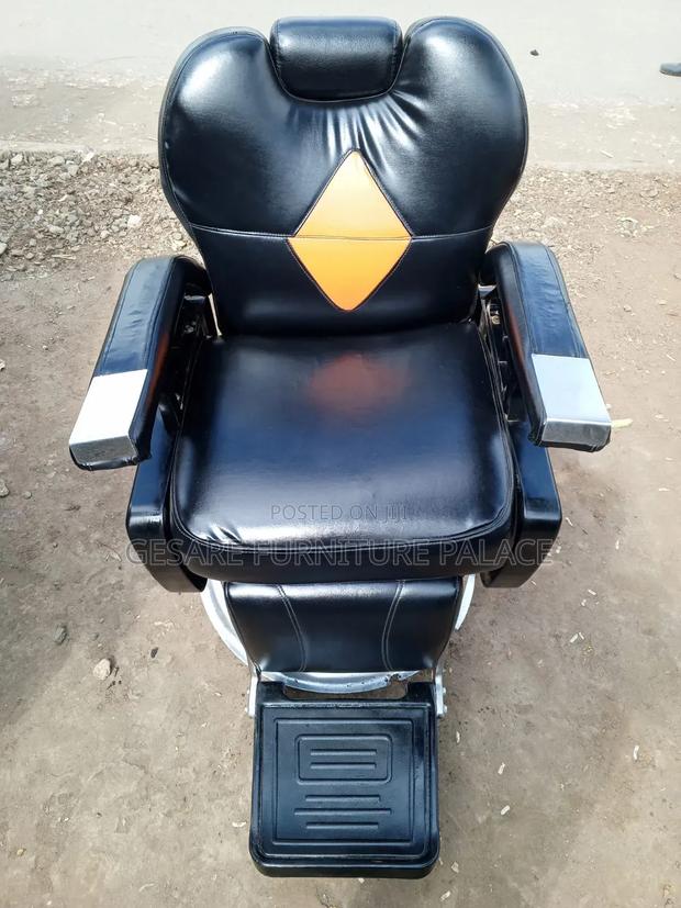 Executive Barber / Kinyozi - thumbnail 3