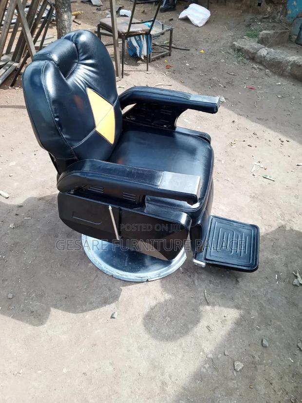 Executive Barber / Kinyozi - thumbnail 4