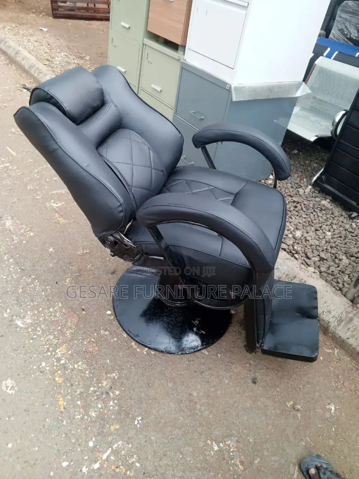 Barber / Kinyozi Chairs