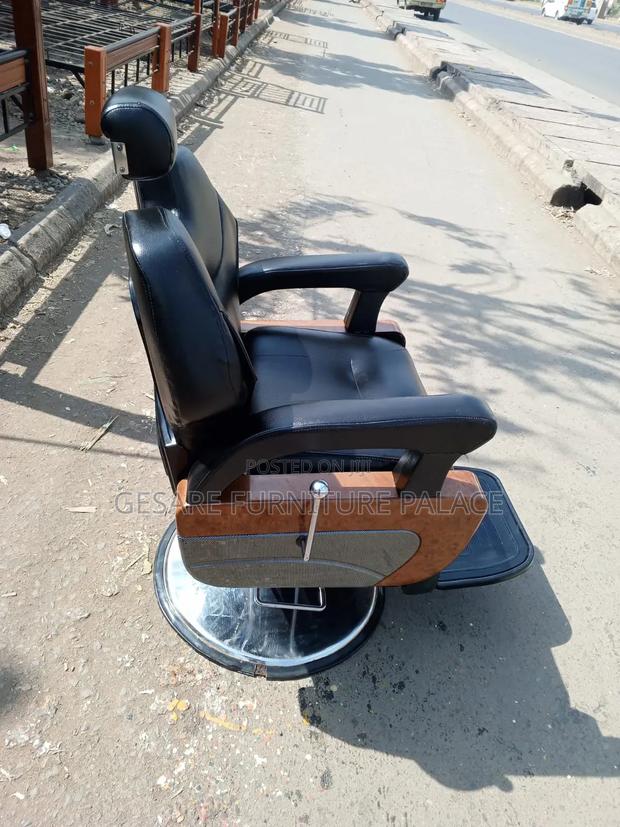 Executive Barber/ Kinyozi / Salon Chairs - thumbnail 3
