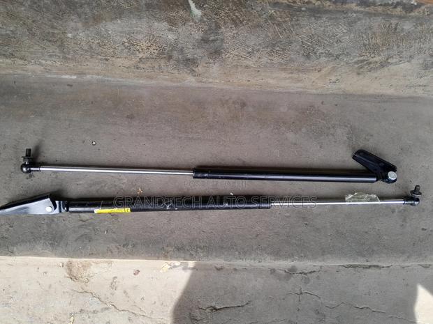 Sbaru Outback Bp9 Boot Shocks