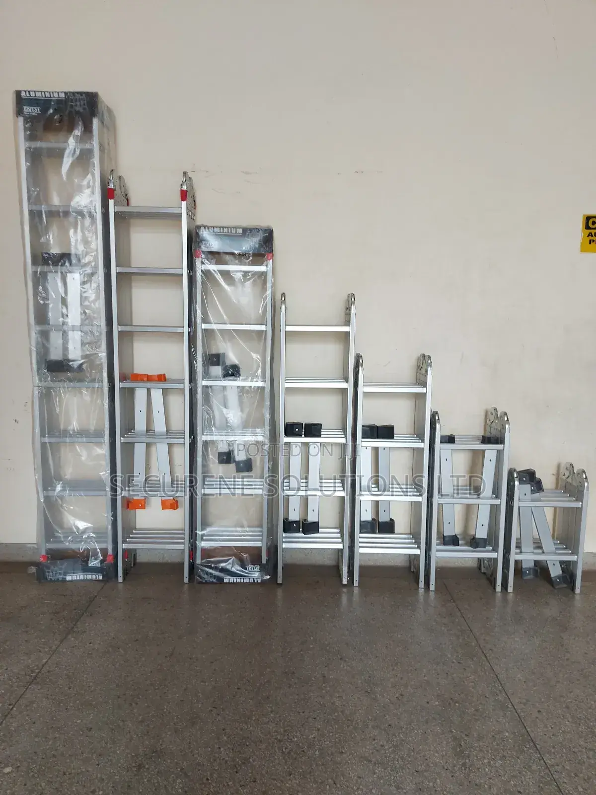 Scaffolding Heavy Duty Aluminium Multipurpose Ladder.