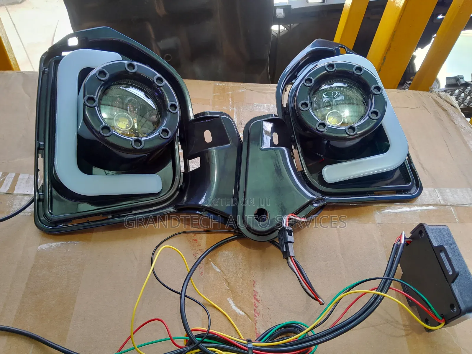 7l /9l Led Foglights With Yellow White DRL