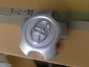 Toyota Vanguard Centre Wheel Hub Cap