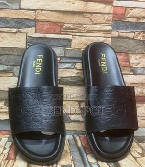 Fendi Sandals KSH 2500 - thumbnail 2