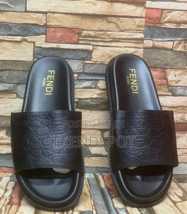 Fendi Sandals KSH 2500 - main view