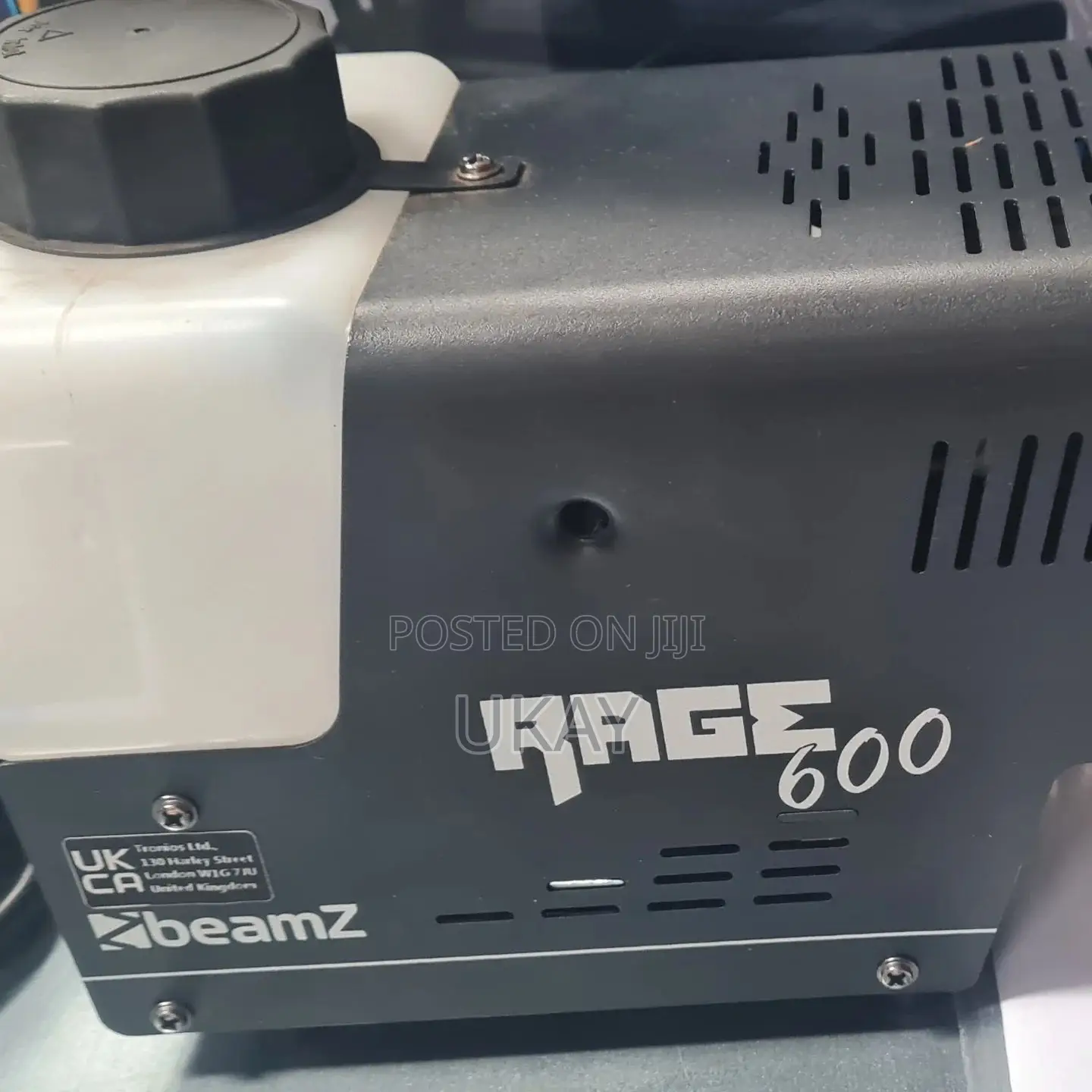 Beamz Rage 600 LED Smoke Machine.