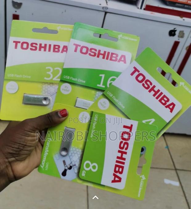 Toshiba Flash Disk 2 GB - main view