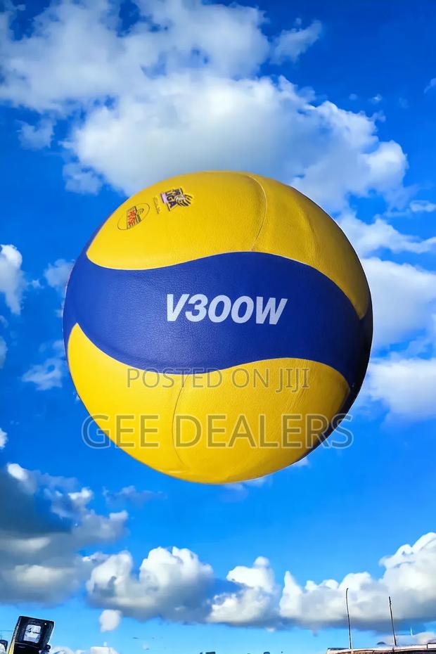 Mikasa Volleyball Balls,V300W Volleyball