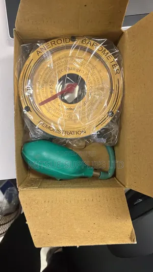 Aneroid Barometer With Pump