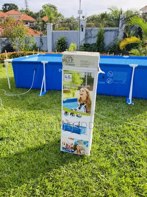450cm by 220cm by 84cm Swimming Pool
