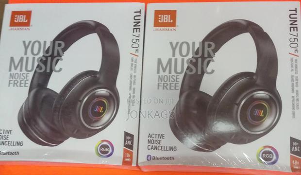 JBL Tune 750 Wireless Headphones - main view