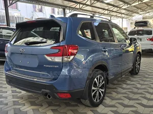 Subaru Forester 2.5i Premium AWD 2018 Blue