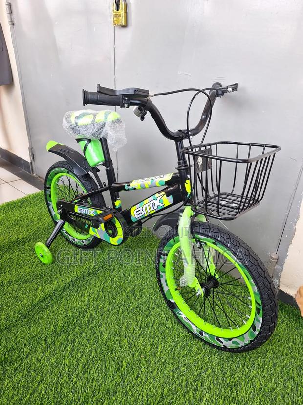 Bike Size 16" With Adjustable Seat and Training Wheels - thumbnail 2