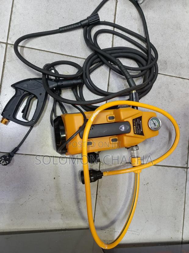 Best Dera 1500w Pressure Washer With Free Foam Cleaner - main view