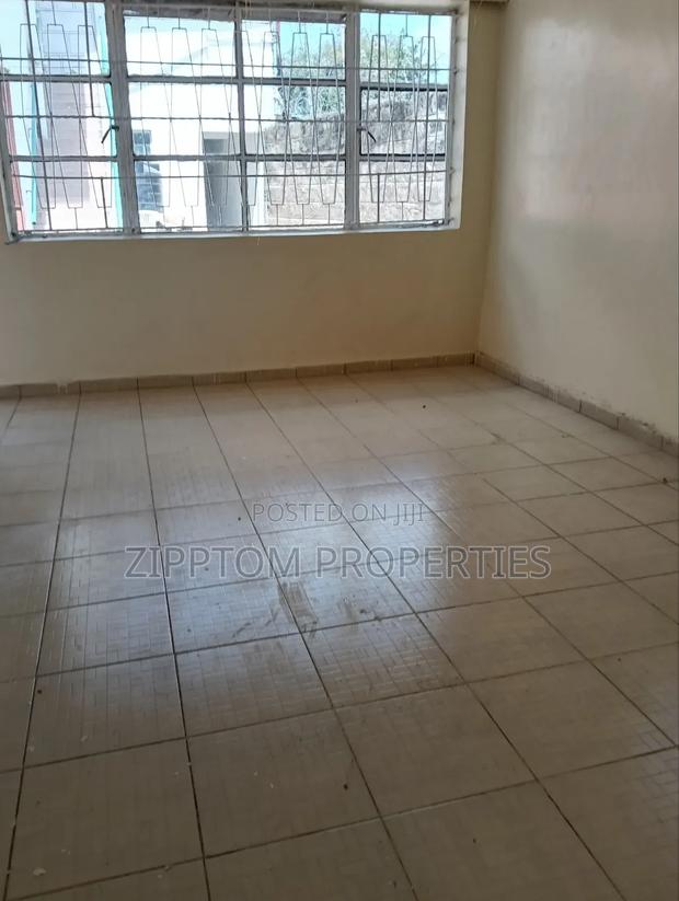 2bdrm Bungalow in Nairobi West for rent