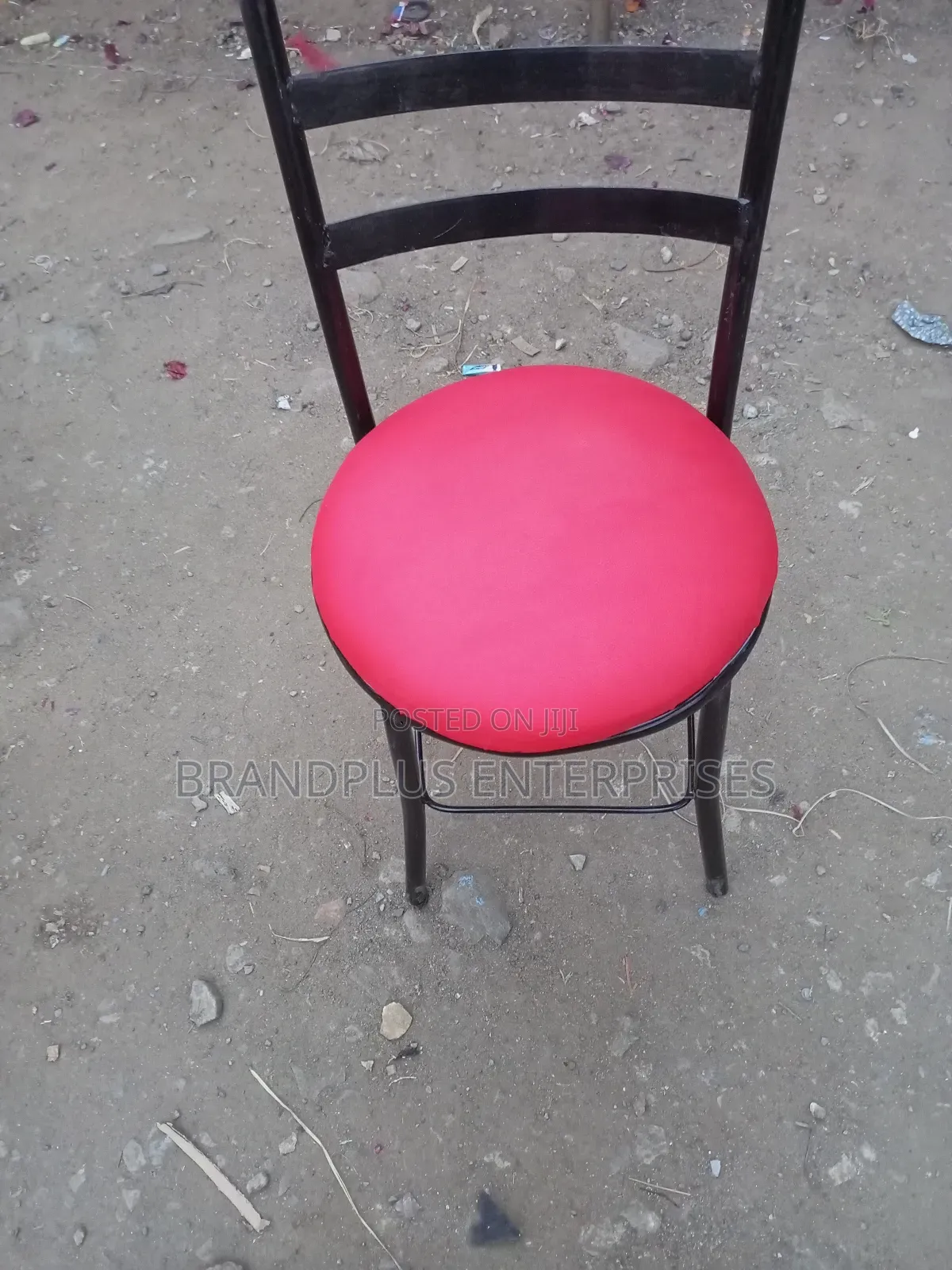 Low Bar Stools