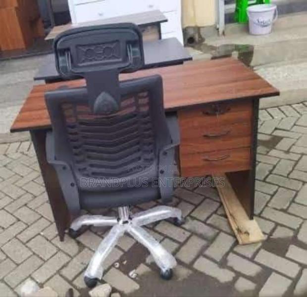 Headrest Chair and Desk