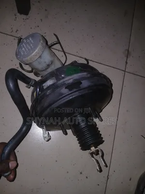 Old Model Suzuki Escudo Brake Booster and Master Cylinder