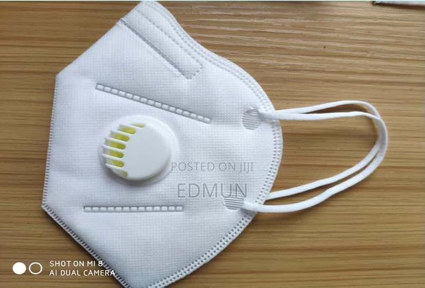 Kn95 Face Mask With Valve (Wholesale)