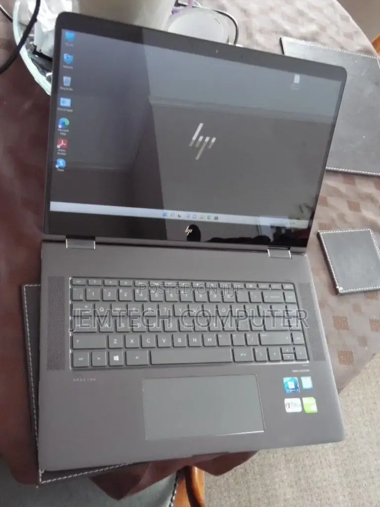 New Laptop HP Spectre X360 16GB Intel Core I7 SSD 1T