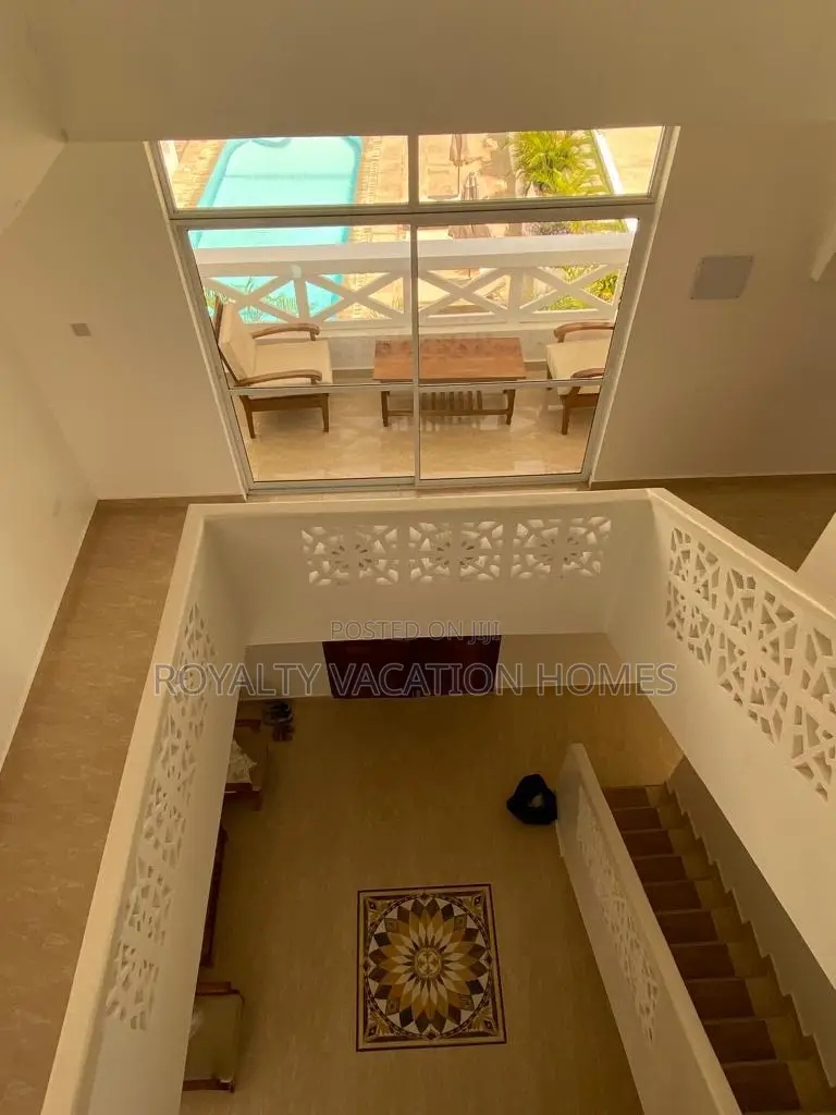 4 Bedroom Private Villa in Diani Beach With Swimming Pool.