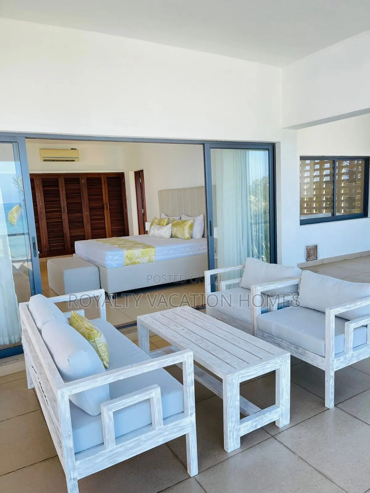 3 Br Beachfront Penthouse Apartment at Xanado Beach Apartments