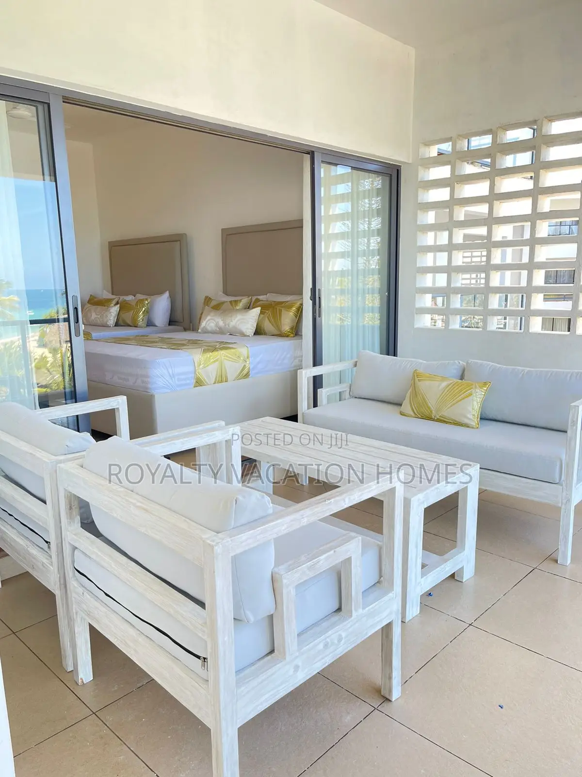 3 Br Beachfront Penthouse Apartment at Xanado Beach Apartments