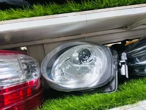 Lower Headlight Nissan Juke 2015 Xenon With Focus