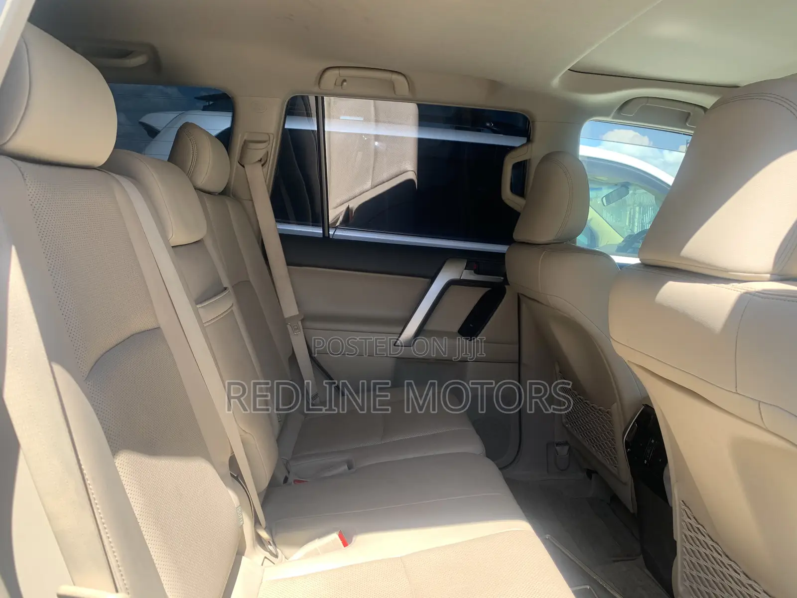 Toyota Land Cruiser Prado 2.8 2017 Off white