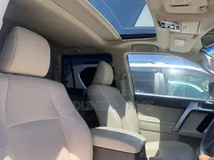 Toyota Land Cruiser Prado 2.8 2017 Off white