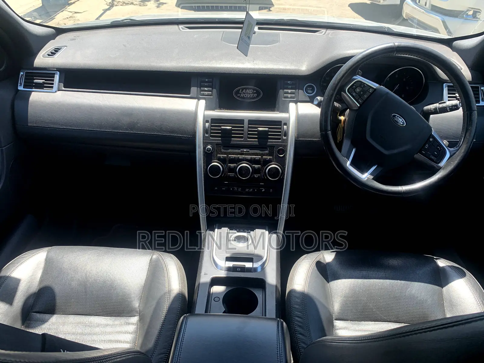 Land Rover Discovery HSE Luxury 4x4 2017 Gray