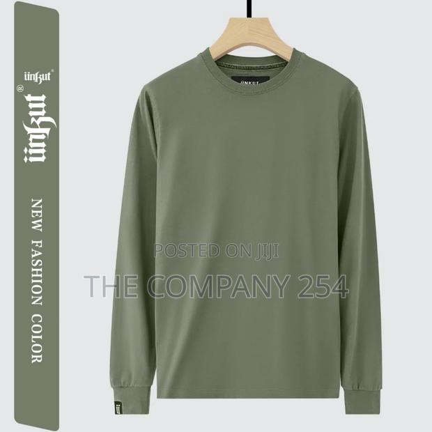 Sweatshirts Restocked Size M to 3xl - thumbnail 11