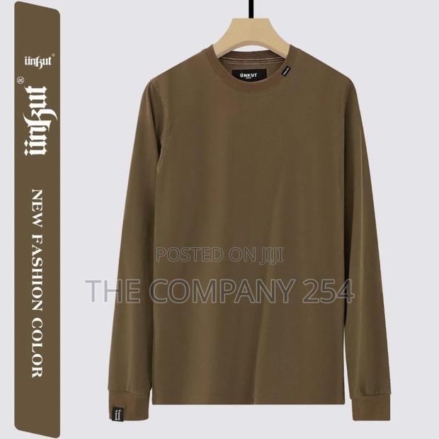 Sweatshirts Restocked Size M to 3xl - thumbnail 12