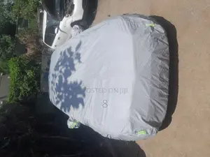 Universal Double-Layer Car Cover – Protects From Sun, Rain 