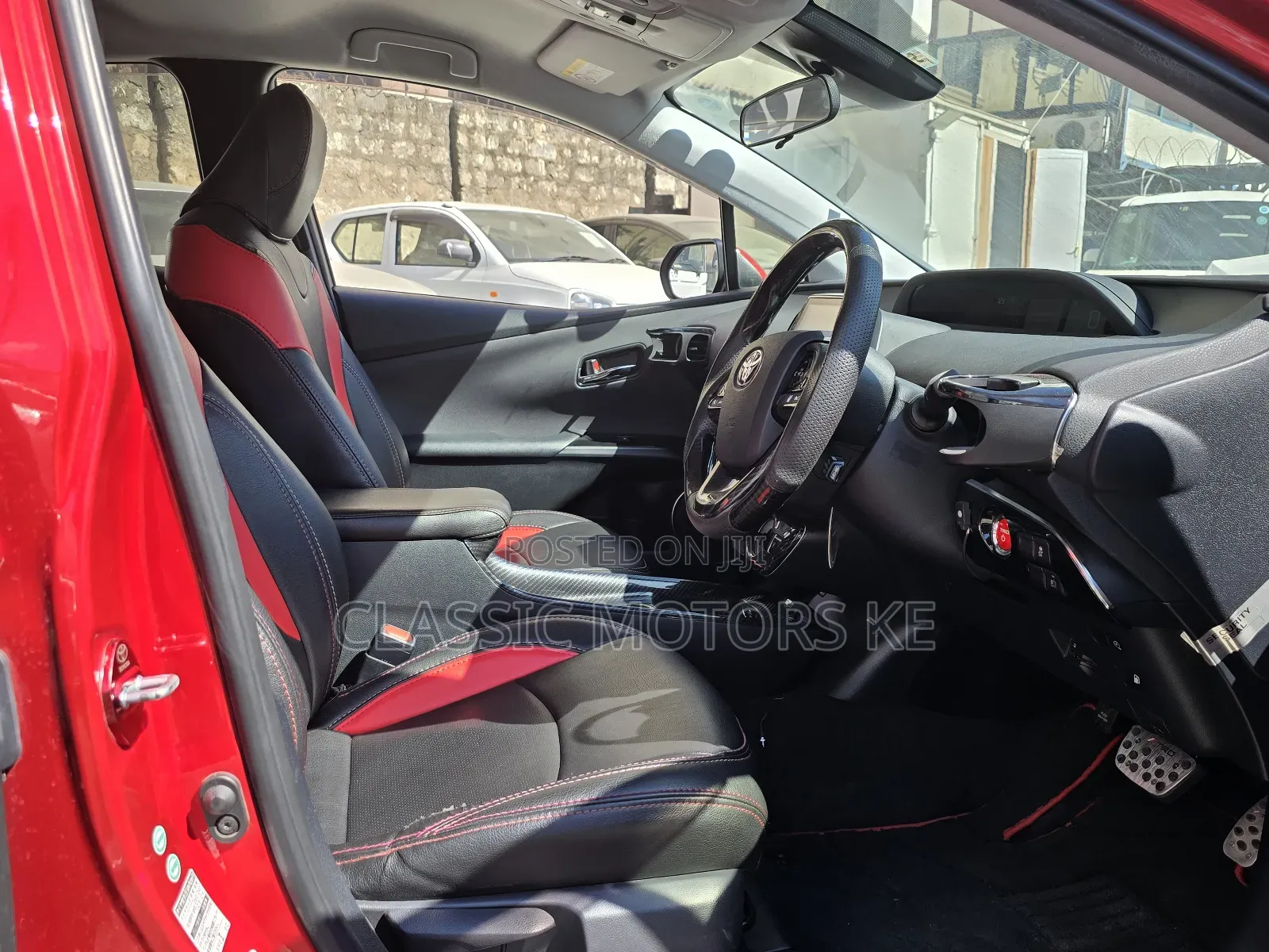 Toyota Prius Four Touring 2018 Red