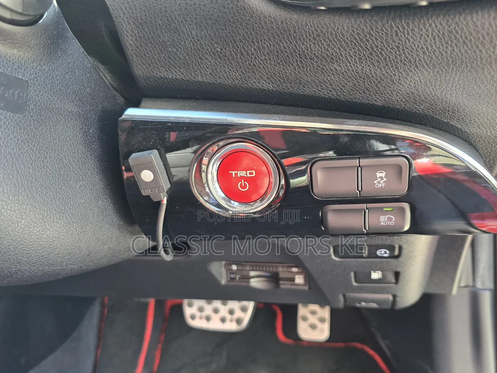 Toyota Prius Four Touring 2018 Red