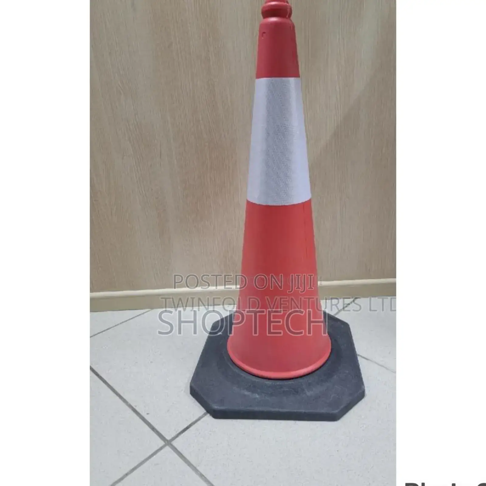 Heavy Duty Road Safety Cones 75cm