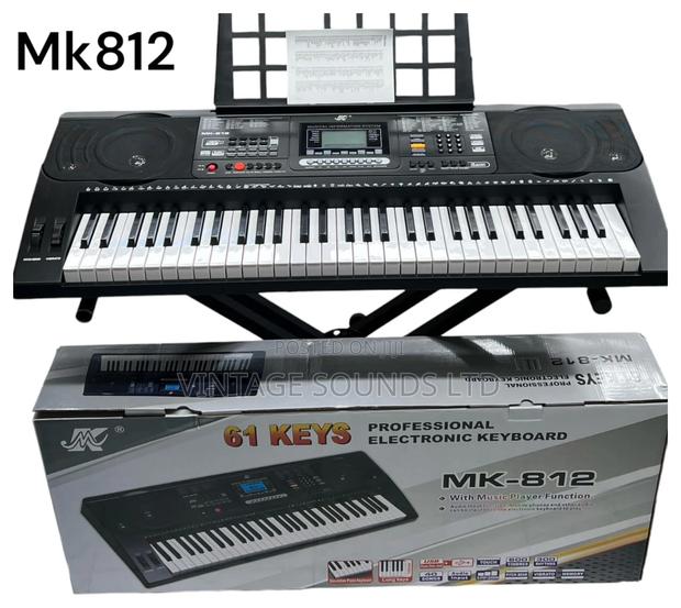 ADVANCED MK812 Professional Electronic Keyboard 61key W/Usb - main view
