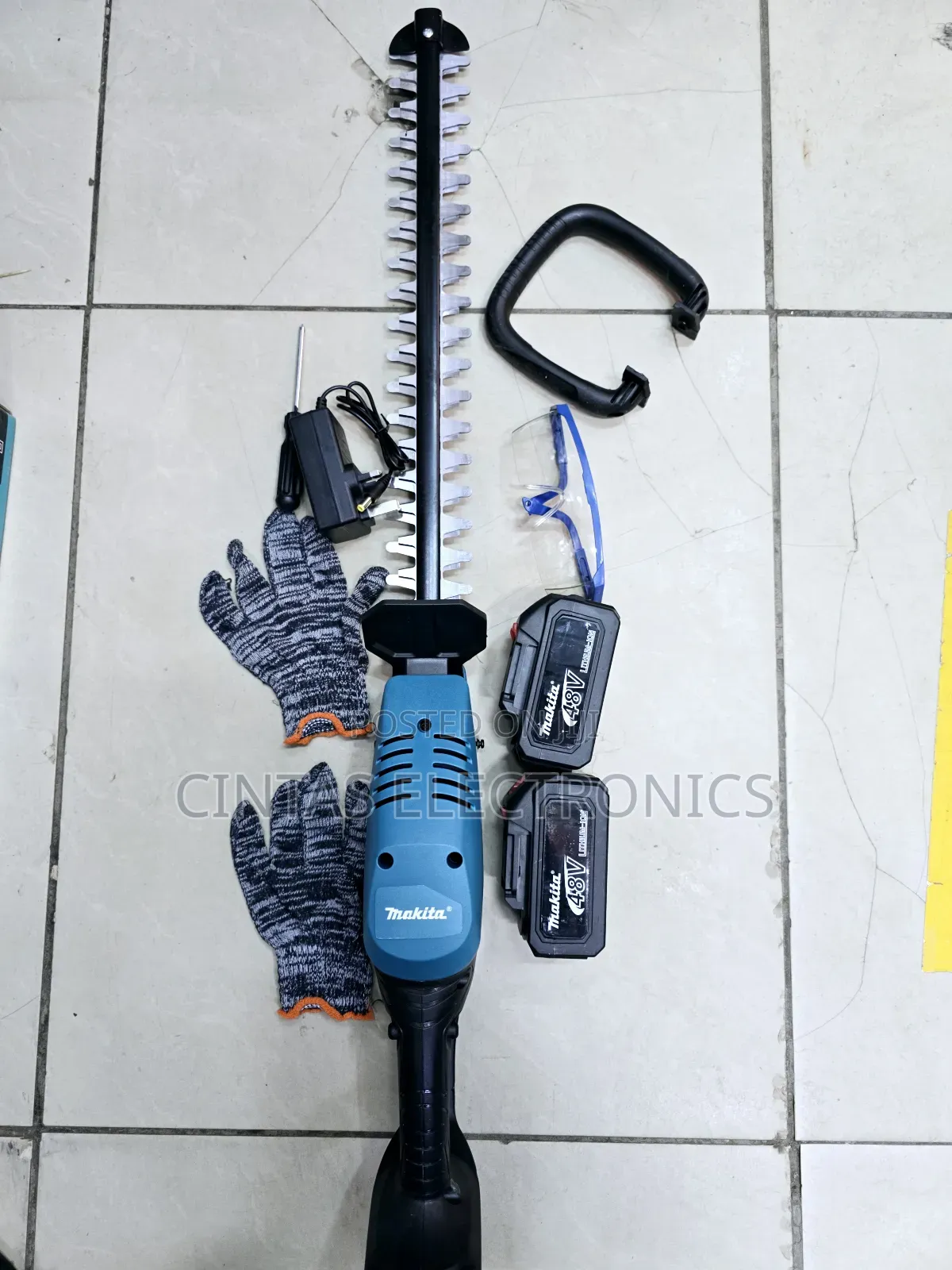Cordless Hedge Trimmer
