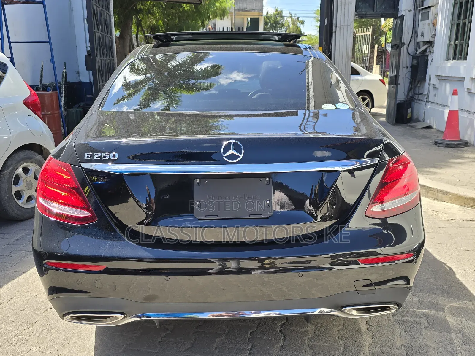 Mercedes-Benz E250 2017 Black