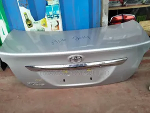 Boot / Tailgate Axio 161