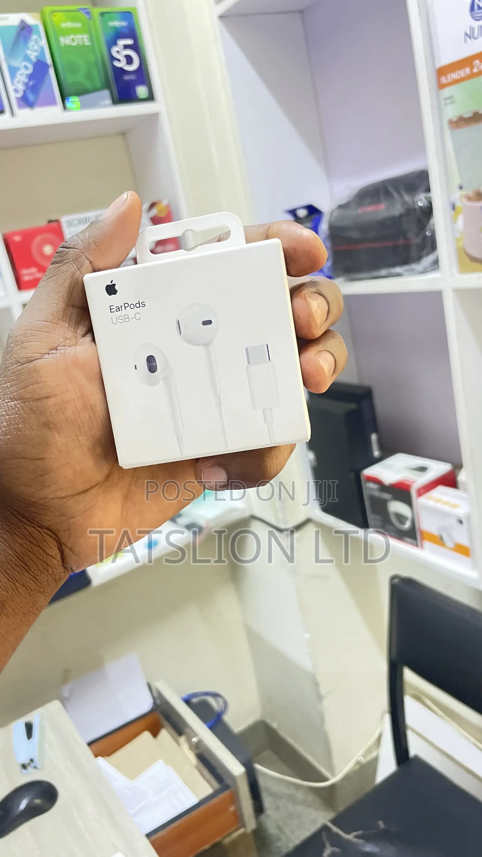 Apple iPhone 16 Wired Earphones