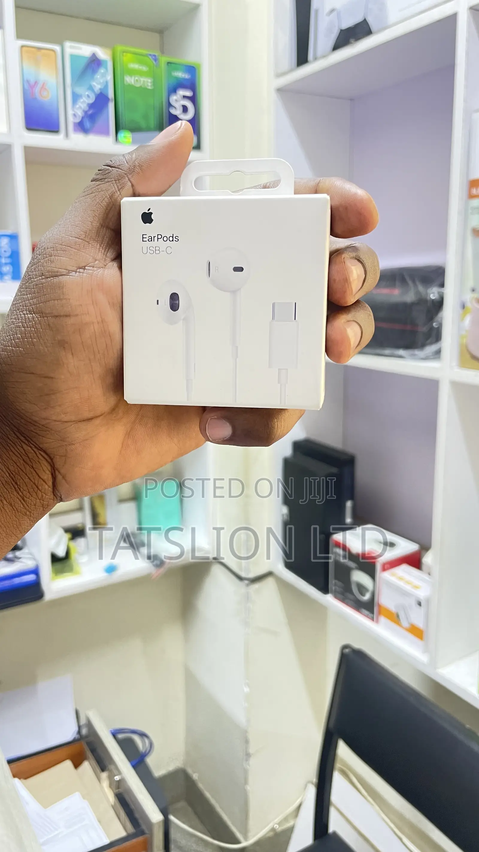 Apple iPhone 16, 16 Pro and 16 Pro Max Wired Earphones