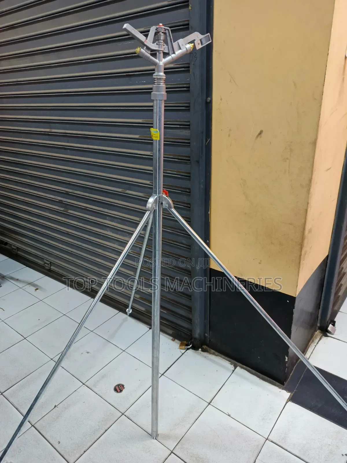 Rain Gun 1" Inch Metallic With Stand