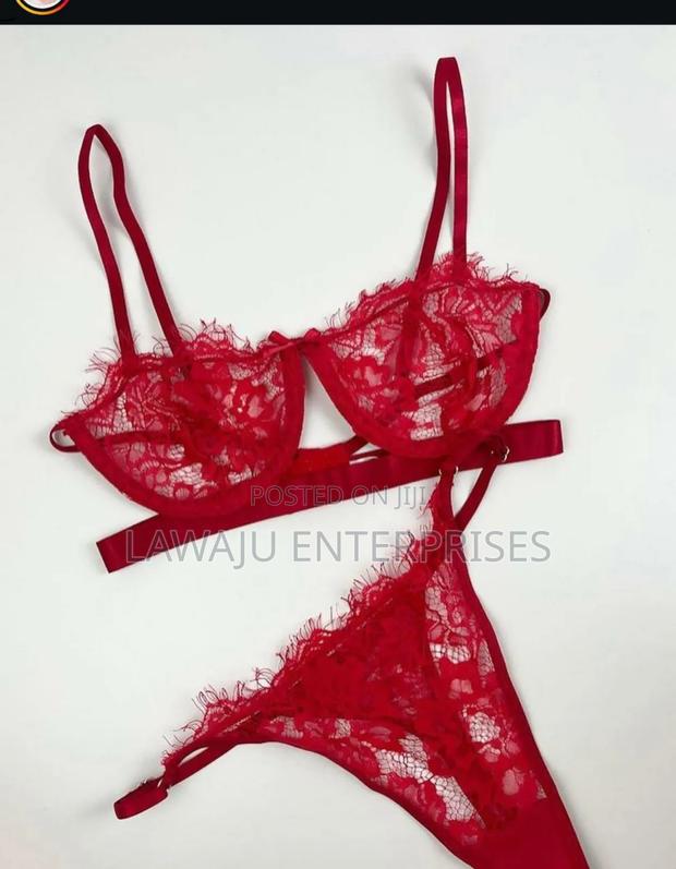 2PC Red Flower Lace Lingerie